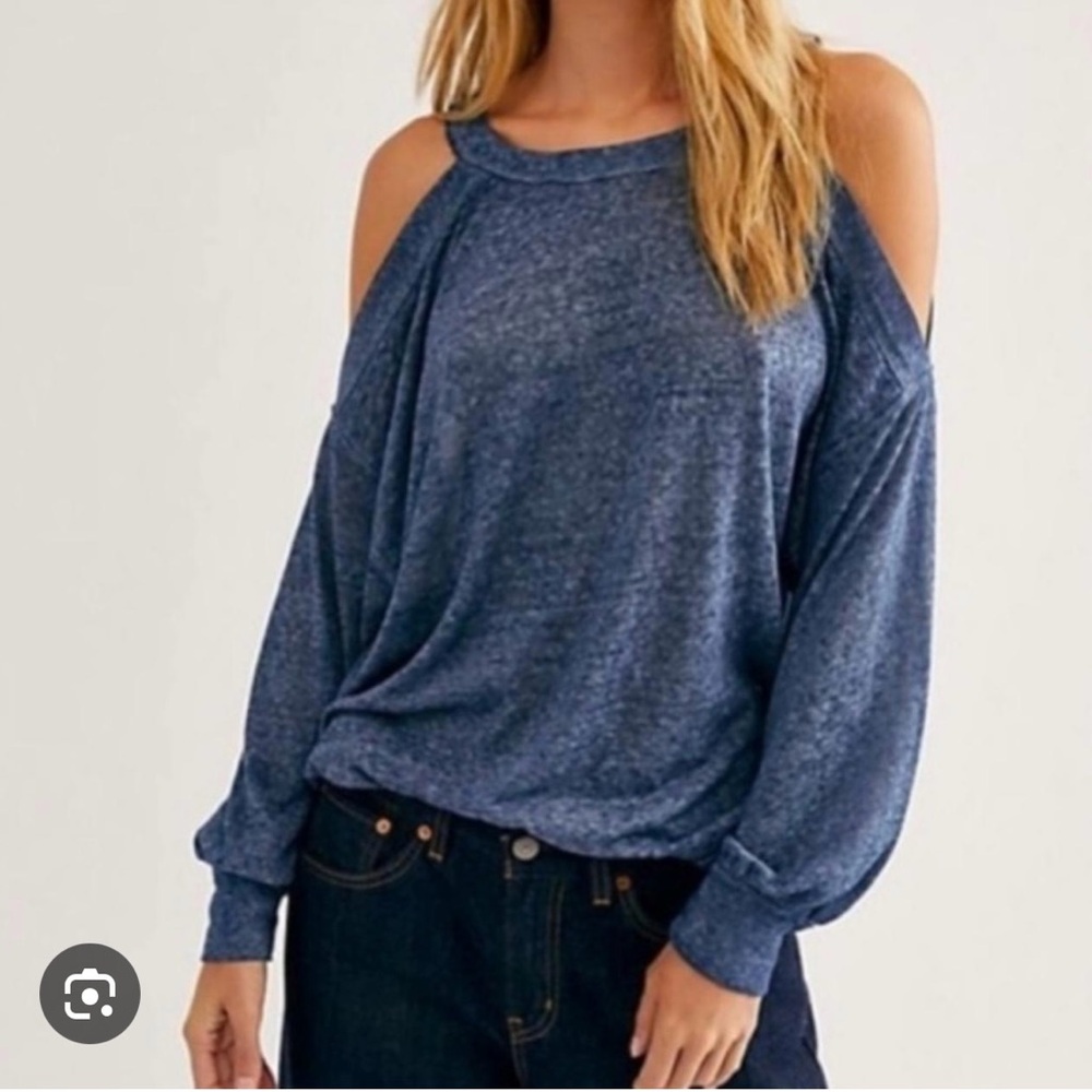 Nwt Free people cold shoulder top